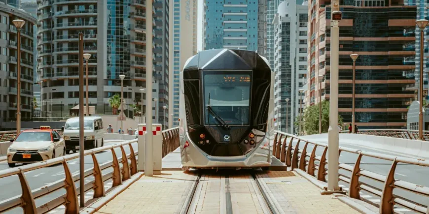 Dubai Çöl Safari Turları: Adrenalin Dolu 7 Deneyim